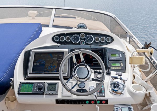 Sunseeker 75 Yacht image