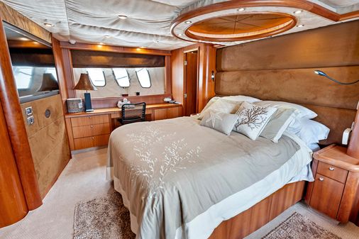 Sunseeker 75 Yacht image