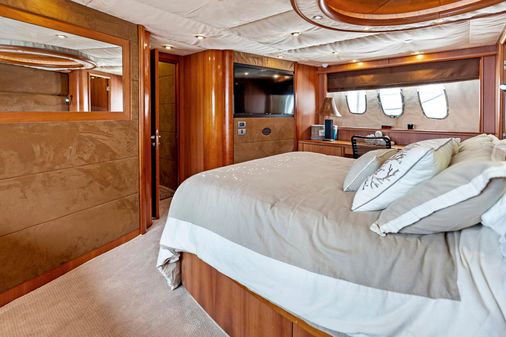 Sunseeker 75 Yacht image