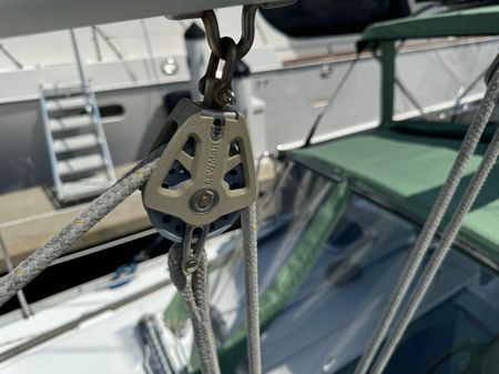 Beneteau Oceanis Clipper 373 image