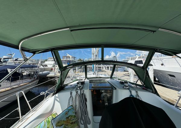 Beneteau Oceanis Clipper 373 image