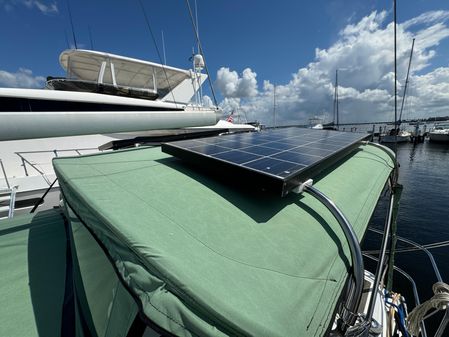 Beneteau Oceanis Clipper 373 image