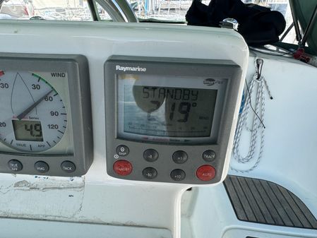 Beneteau Oceanis Clipper 373 image