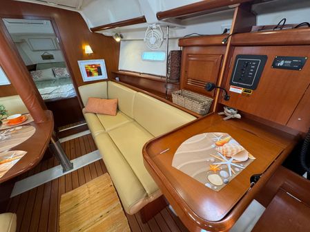 Beneteau OCEANIS-CLIPPER-373 image