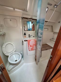 Beneteau Oceanis Clipper 373 image