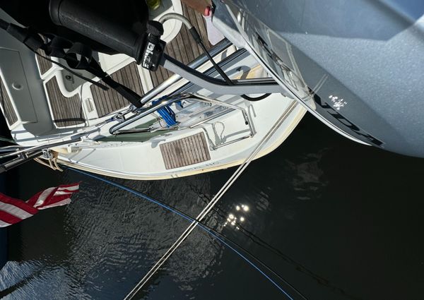 Beneteau Oceanis Clipper 373 image