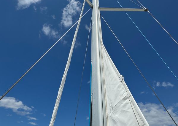 Beneteau Oceanis Clipper 373 image