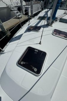 Beneteau Oceanis Clipper 373 image