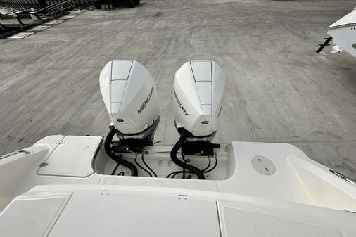 Boston Whaler 330 Outrage image