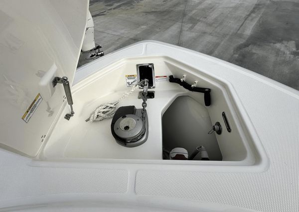 Boston Whaler 330 Outrage image