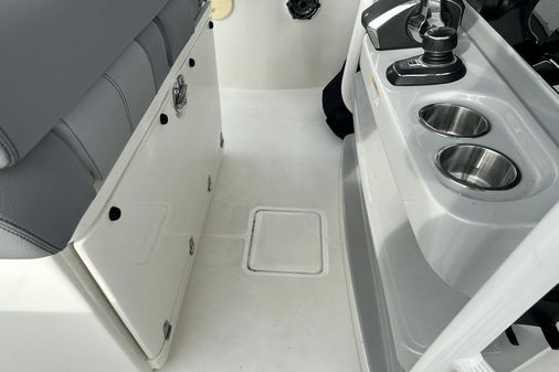 Boston Whaler 330 Outrage image