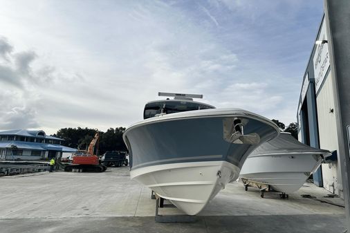 Boston Whaler 330 Outrage image