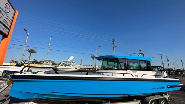 Axopar 28 CABIN