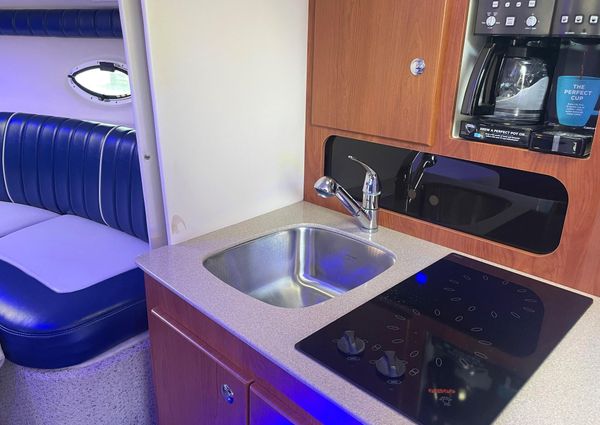 Bayliner 325 image