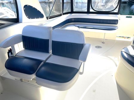 Bayliner 325 image