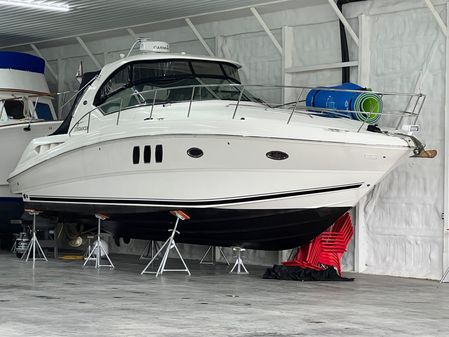 Sea Ray 38 Sundancer image