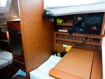 Jeanneau Sun Odyssey 440 image