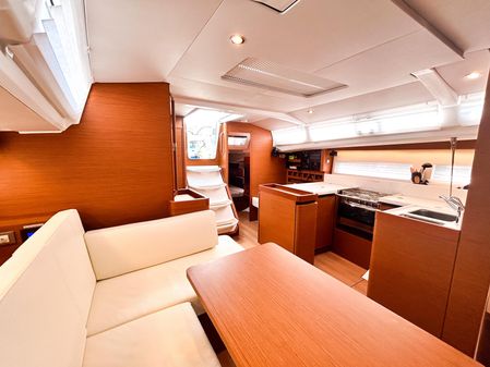 Jeanneau Sun Odyssey 440 image