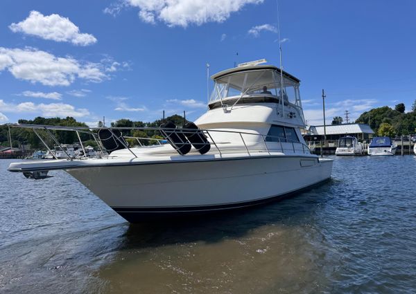 Tiara Yachts 43 Convertible image