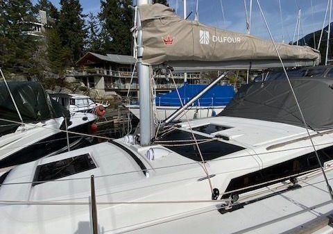 Dufour 360