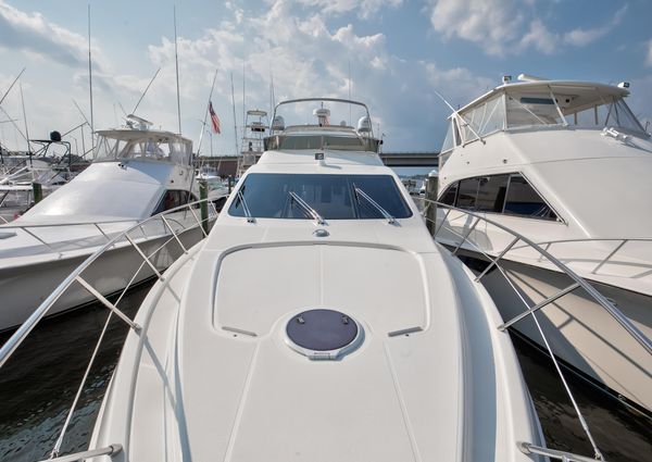 Azimut 55E image