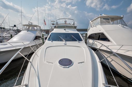 Azimut 55E image