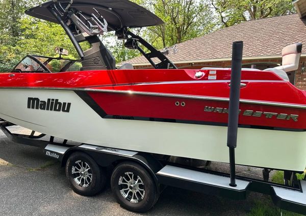 Malibu 24' WAKESETTER MXZ image