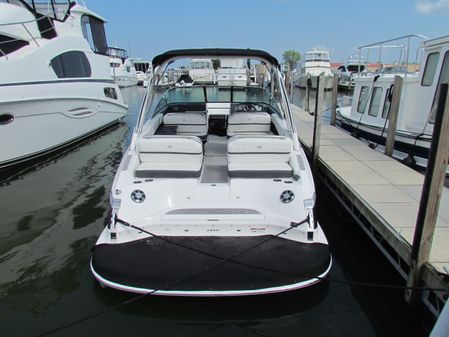 Regal 2800 Bowrider image