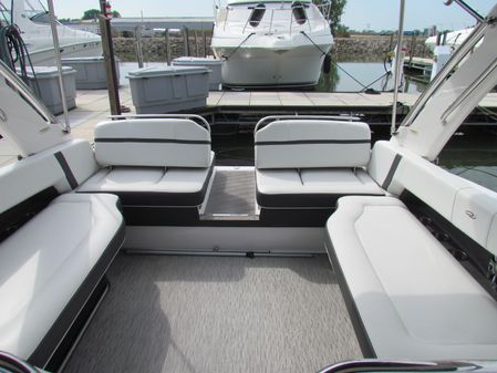 Regal 2800 Bowrider image