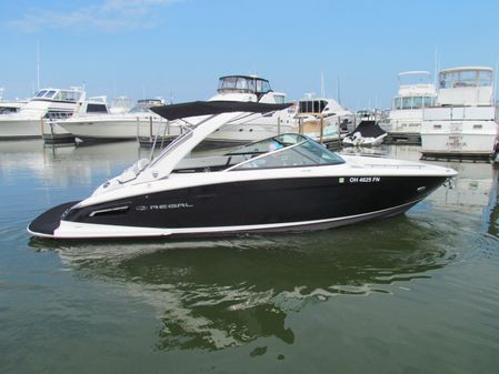 Regal 2800 Bowrider image