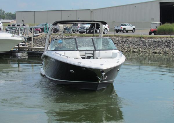 Regal 2800 Bowrider image