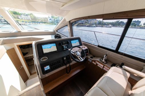 Sea Ray 460 DA image