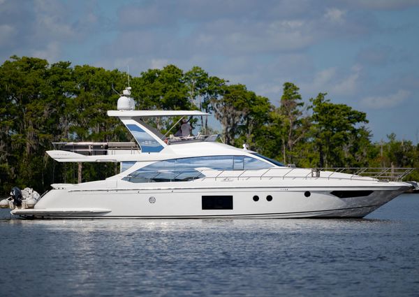 Azimut 66 image