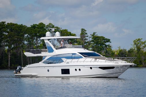 Azimut 66 image