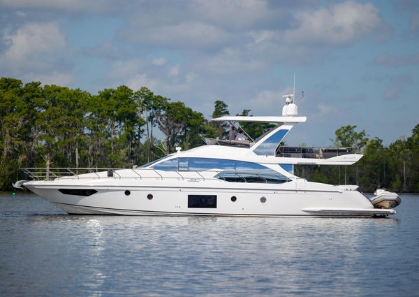 Azimut 66 image