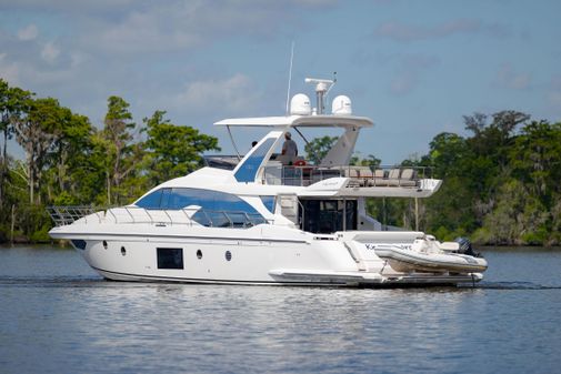 Azimut 66 image