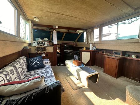 Sea-ray 360-AFT-CABIN image