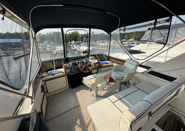 Sea-ray 360-AFT-CABIN image