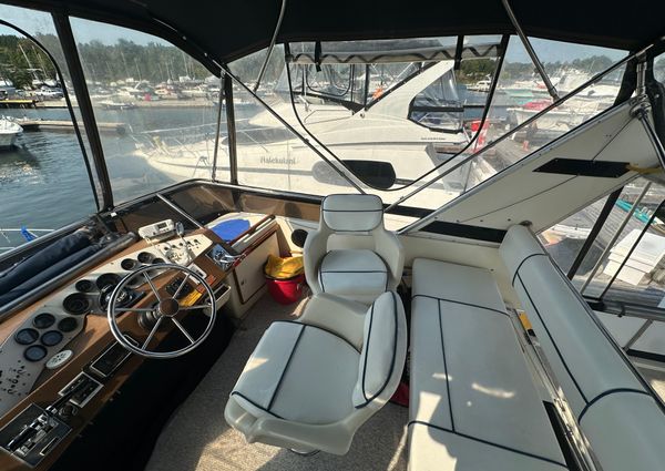 Sea-ray 360-AFT-CABIN image