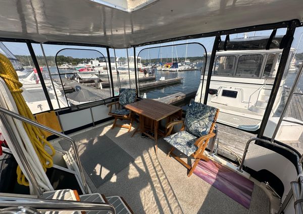 Sea-ray 360-AFT-CABIN image