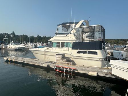 Sea-ray 360-AFT-CABIN image