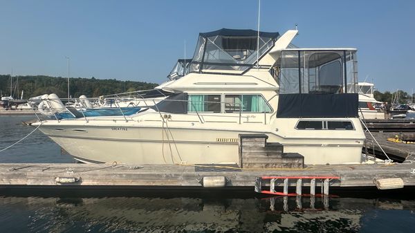 Sea Ray 360 Aft Cabin