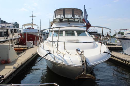 Sea Ray 420 Aft Cabin image