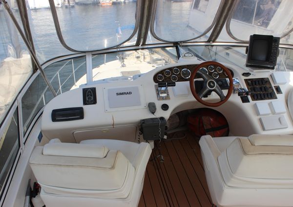 Sea Ray 420 Aft Cabin image