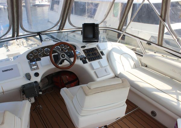 Sea Ray 420 Aft Cabin image