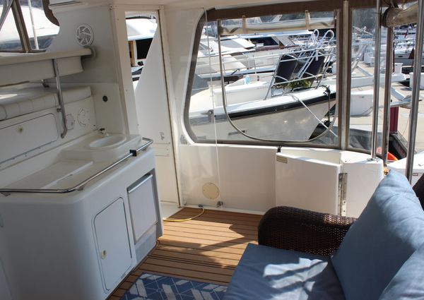 Sea Ray 420 Aft Cabin image