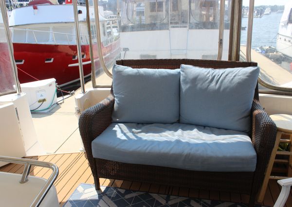 Sea Ray 420 Aft Cabin image