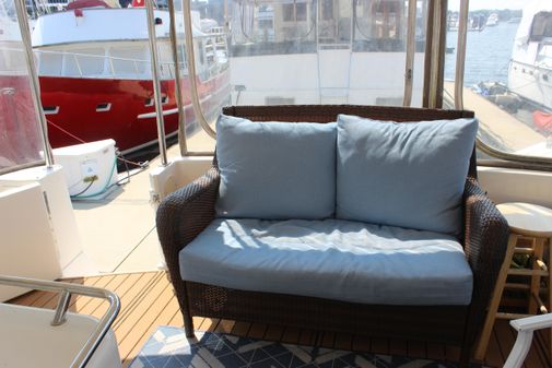 Sea Ray 420 Aft Cabin image