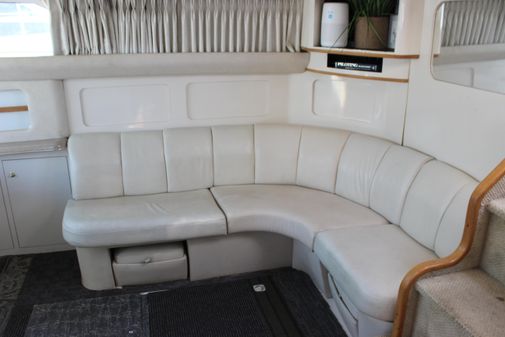 Sea Ray 420 Aft Cabin image