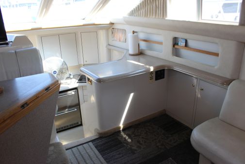 Sea Ray 420 Aft Cabin image